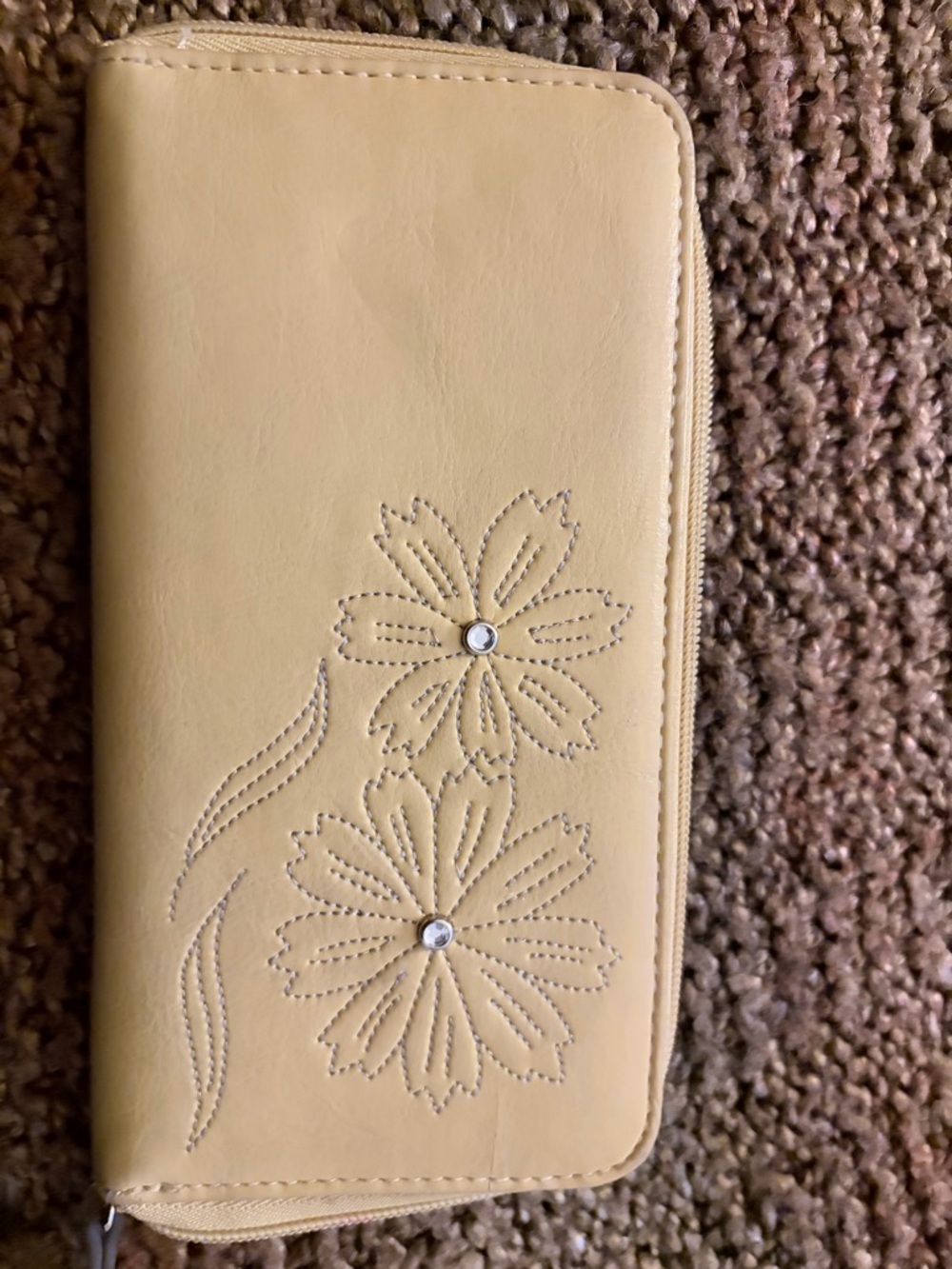Women's Floral Zip-Around Wallet - Cream